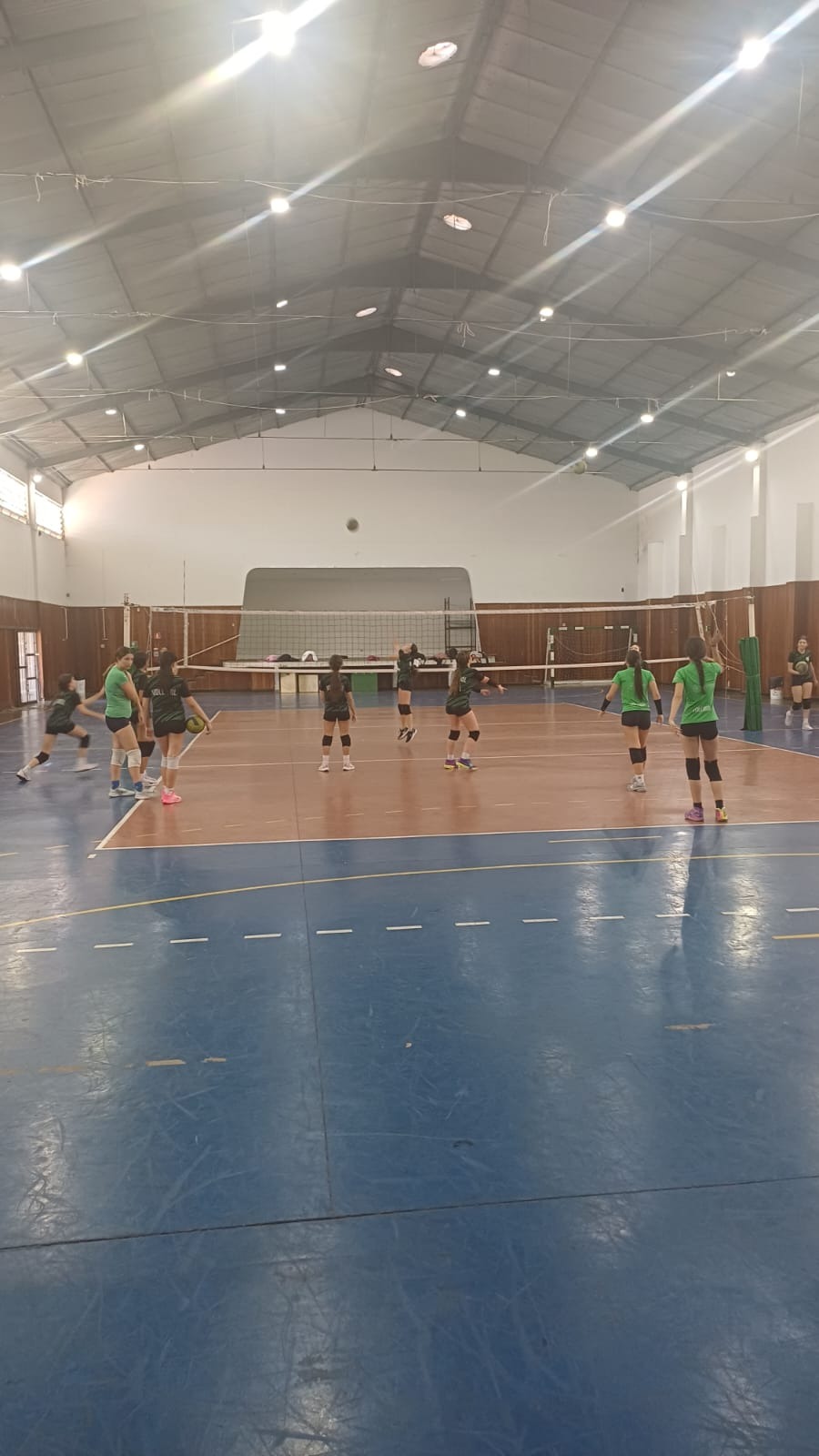 Área destinada às provas de tênis de mesa